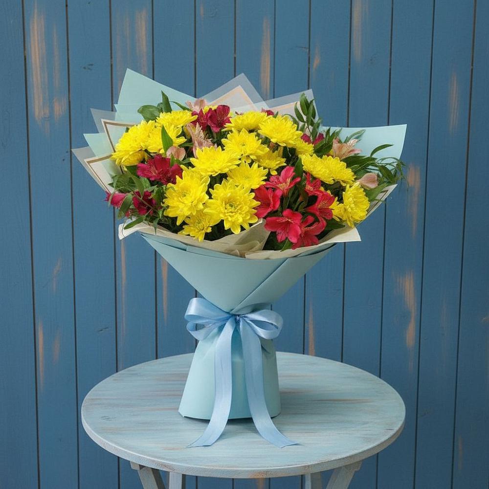 Букет цветов из: Альстромерии и Хризантемы в Белоярском Свердловской области