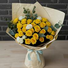 Букет цветов из:  Розы в Белоярском Свердловской области