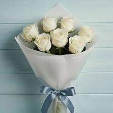Букет 7 Белых роз Эдлесс Лав в Белоярском Свердловской области