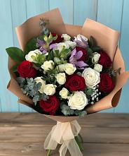Букет цветов из:  Розы и Альстромерии #REPLACE_PRED# Белоярском Свердловской области