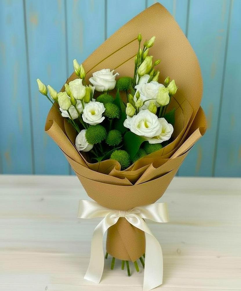 Букет цветов из: Хризантемы и Лизиантусы в Белоярском Свердловской области