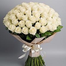 Букет 101 беля роза Белоснежка в Белоярском Свердловской области