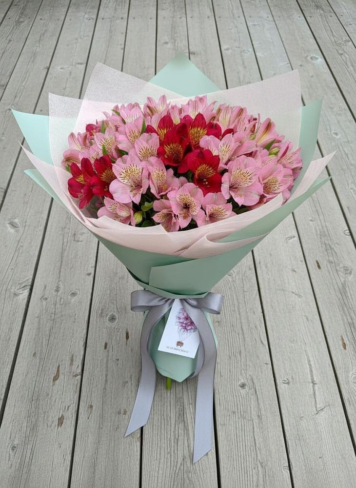 Букет цветов из: Альстромерии в Белоярском Свердловской области