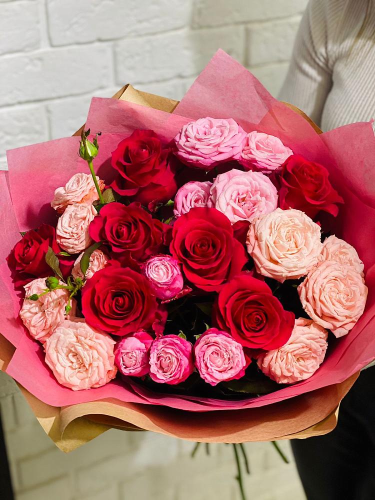 Букет цветов из: Розы в Белоярском Свердловской области