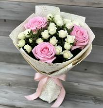 Букет цветов из:  Розы в Белоярском Свердловской области