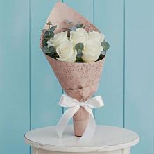 Букет цветов из:  Розы в Белоярском Свердловской области