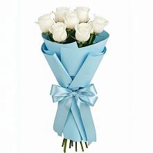 Букет 7 белых роз Проуд в Белоярском Свердловской области