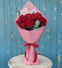 Букет цветов из:  Розы в Белоярском Свердловской области