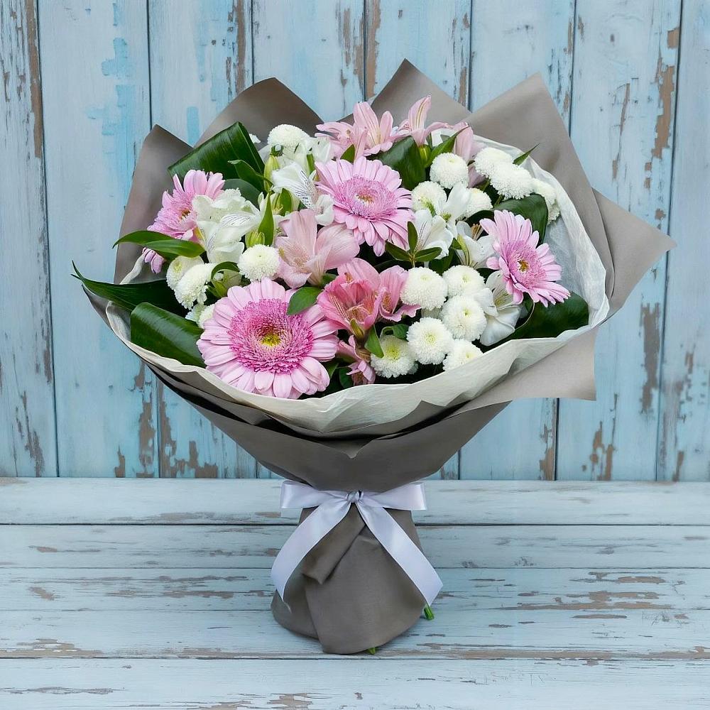 Букет цветов из: Герберы, Альстромерии и Хризантемы в Белоярском Свердловской области