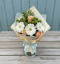 Букет цветов из:  Герберы, Розы и Хризантемы в Белоярском Свердловской области