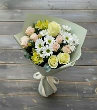 Букет цветов из:  Альстромерии, Розы и Хризантемы в Белоярском Свердловской области