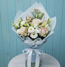 Букет цветов из:  Розы и Лизиантусы #REPLACE_PRED# Белоярском Свердловской области