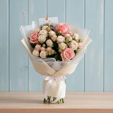 Букет цветов из:  Розы в Белоярском Свердловской области