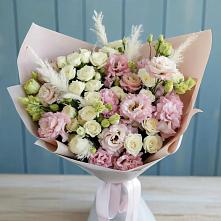 Букет цветов из:  Альстромерии и Розы в Белоярском Свердловской области