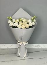 Букет цветов из:  Розы и Лизиантусы в Белоярском Свердловской области